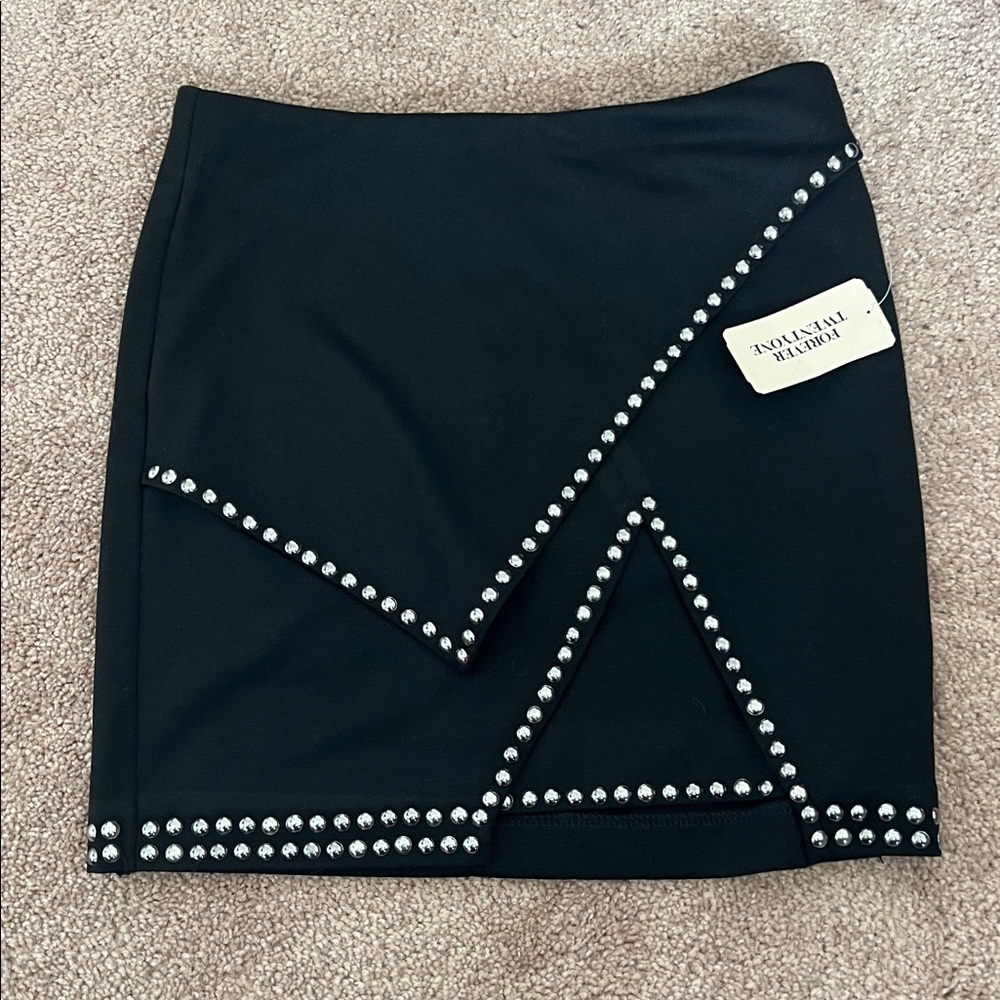 Black Mini Skirt with Silver Studs // size small NWT Forever 21